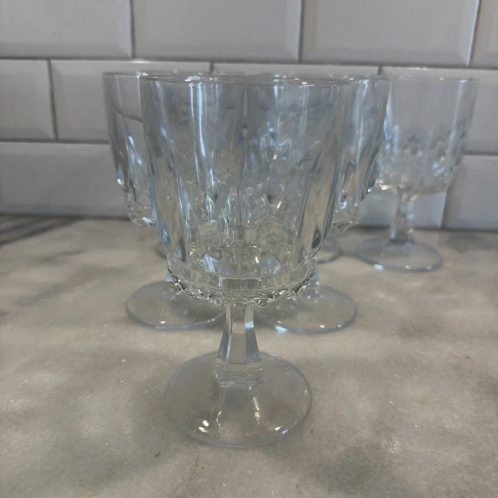 Set of 6 Vintage Arcoroc France Stemmed Crystal Wine Glasses